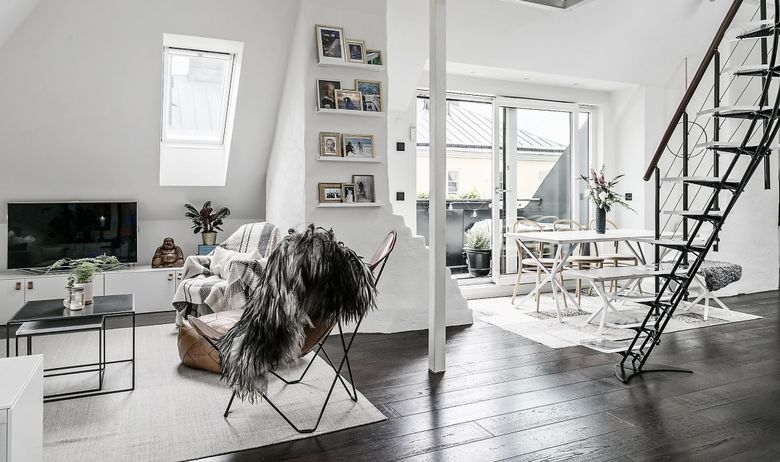 Skandinavski trend uređenja enterijera: Elegantni dupleks stan u bijelom