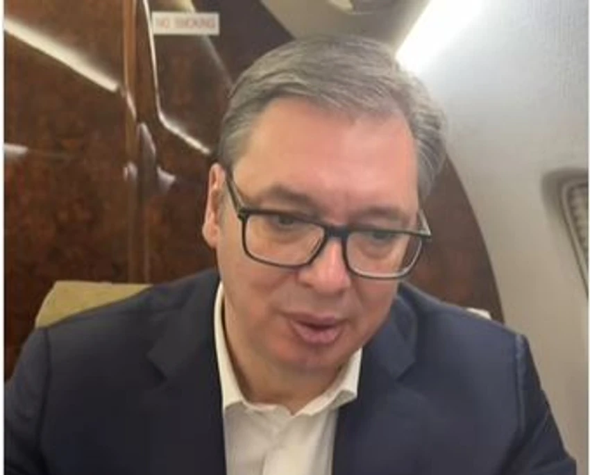 Vučić poručio iz aviona: Idem da pružim podršku Dodiku nakon sramne presude usmjerene na rušenje Republike Srpske