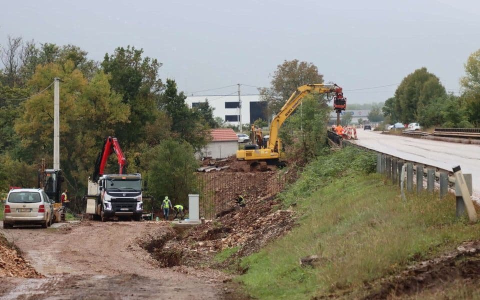 Muhadinović: Imovinsko-pravni problemi i skupa radna snaga glavne prepreke u gradnji saobraćajnica