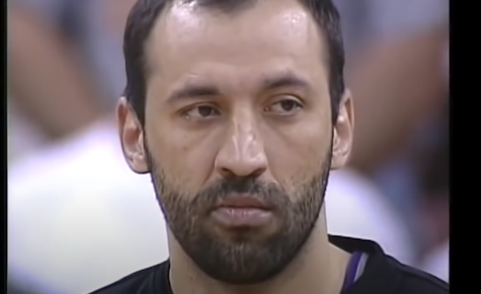 Ko je ovo, Vlade Divac ili Sveti Sava?