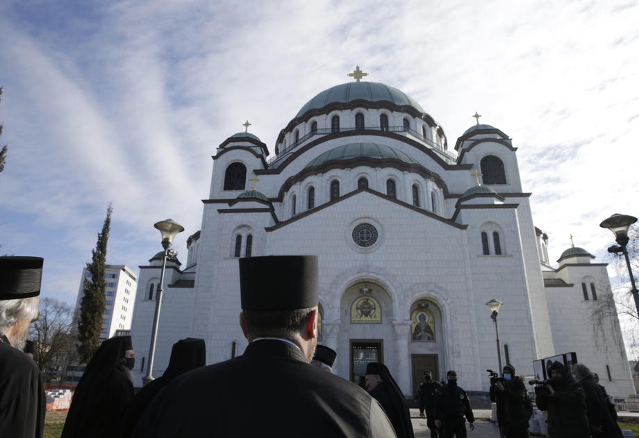 Kad crkva dijeli savjete o demokratiji, a fašisti o ljudskim pravima