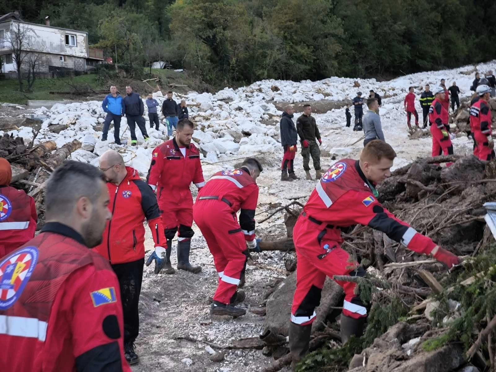 Stigli spasilački timovi iz EU u BiH