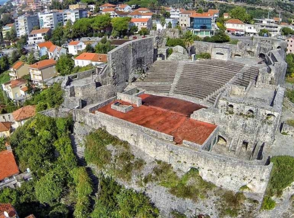 Može li Kanli kula da čeka? Oštećenja tvrđave sve vidljivija