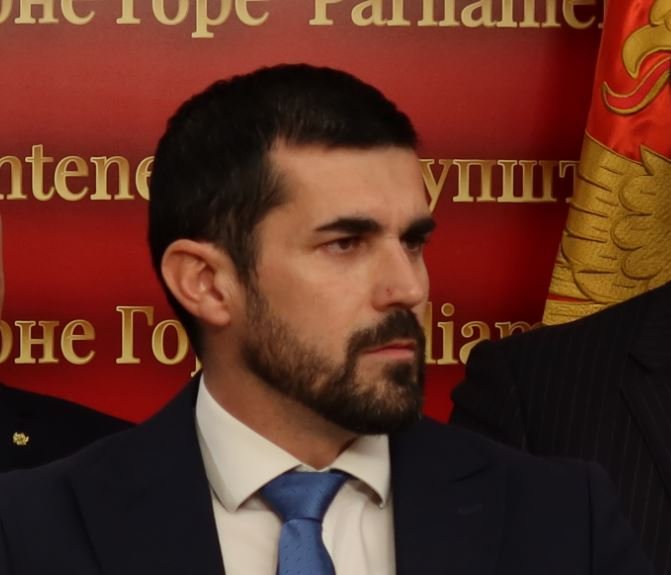 Nenezić: Kapitalni projekti postali nacionalno obojeni, u Baru se nikad nijesmo prebrojavali i odvajali