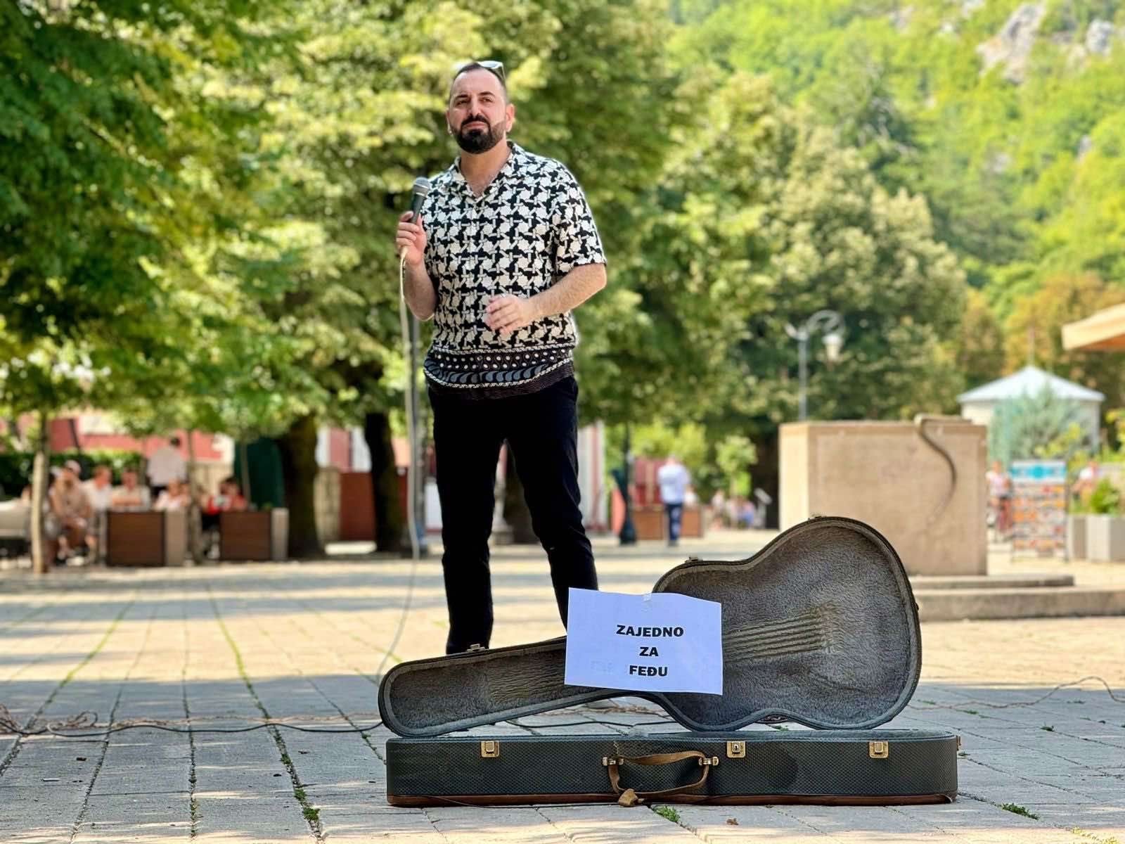 Luka Radović na Cetinju svira za Feđu, evo kako još možete donirati novac