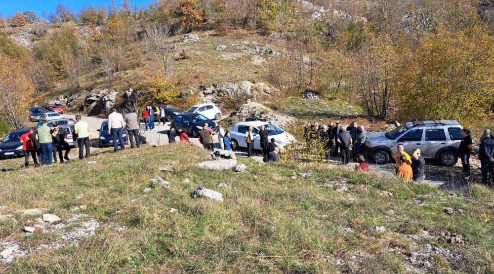 U Ljeskovim dolima protestuju mještani Bogetića