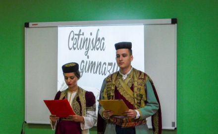 Donirali opremu za multimedijalnu učionicu u cetinjskoj Gimnaziji