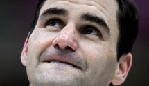 Federer se rasplakao na Maradoninu poruku: Ti si najveći, mašina!