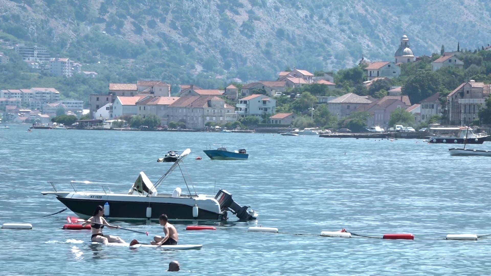 Crna Gora mala Italija: Turisti oduševljeni plažama, prirodom i crnogorskim gostoprimstvom