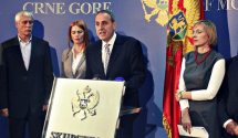 LP: Demokrate obmanjuju građane o trošku građana i prave žrtvu od sebe