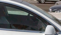 Vozač Tesle aktivirao autopilot, pa prespavao narednih 50 km