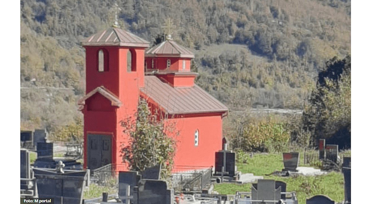 Mandićev objekat na groblju u Poljima kod Mojkovca – u blizini zadužbine knjaza Nikole