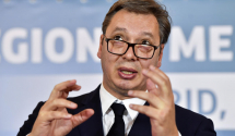 Oglasio se Vučić na Instagramu