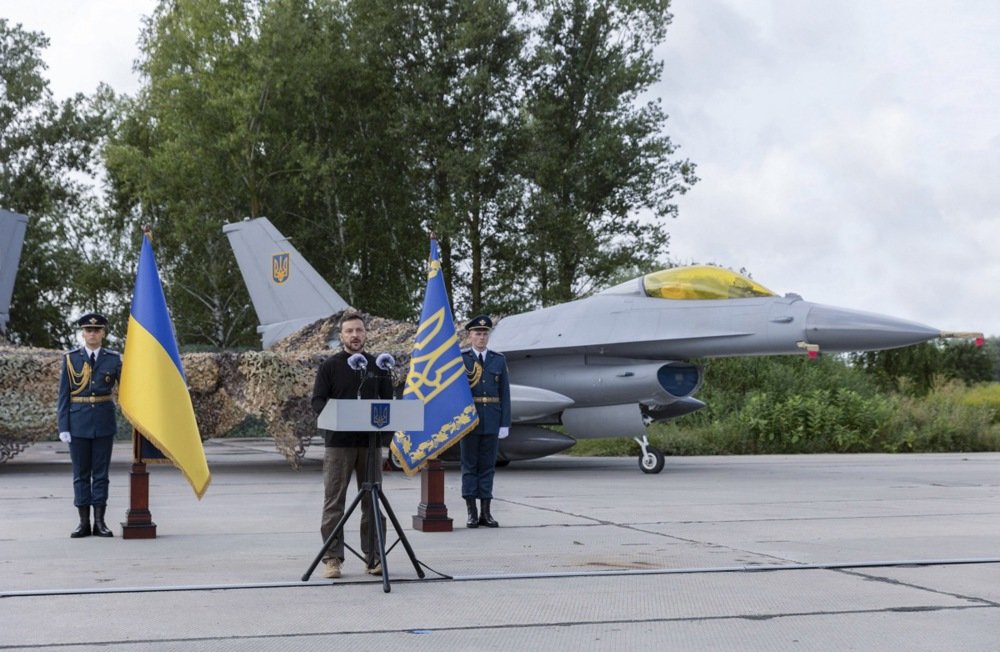 Ukrajina će do kraja godine dobiti još 10 lovaca F-16