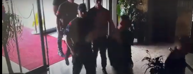 M portal objavio snimak policije koja upada u hotel "Podgorica"