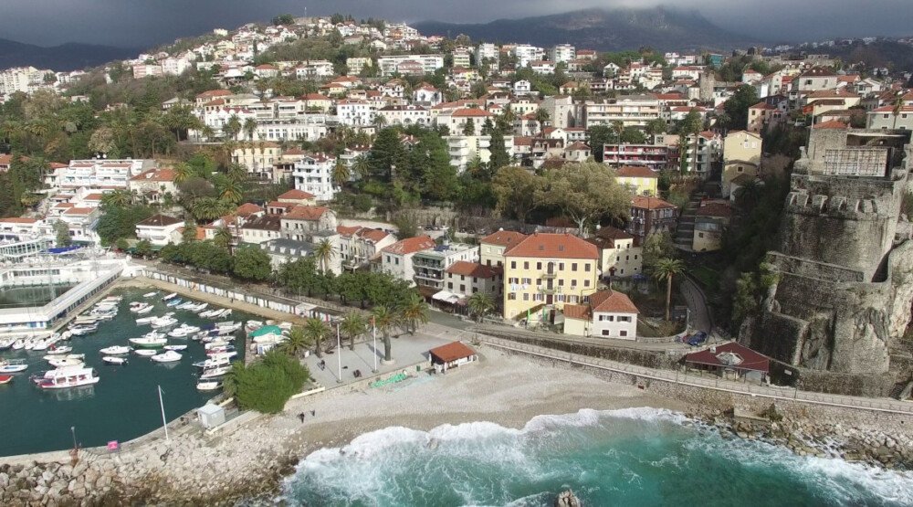 Odbornici Evropskog tima za Herceg Novi napustili zasijedanje lokalnog Parlamenta: Ne želimo učestvovati u prevari koja se sprema