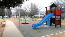 Najmlađi sugrađani u Ulici Serdara Jola Piletića dobili novo igralište