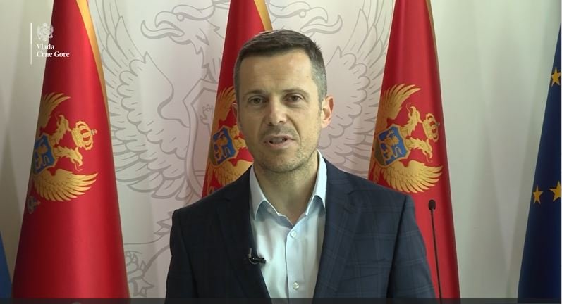 Mujović: Poreski dug Željezare milion i po, radnici da prave konstrukcije za solarne panele i betonske blokove