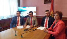 Demokrate predlažu: Umjesto olovkom, glasati pečatom, listić da bude deblji i neprovidan