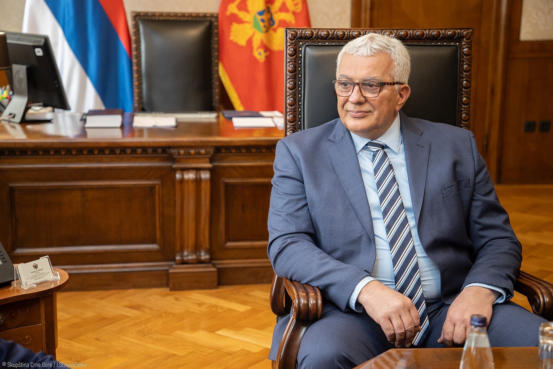 Mandić: Uskoro će se desiti rekonstrukcija Vlade; Milan Knežević već uputio poziv Vučiću da za Petrovdan  dođe u Crnu Goru