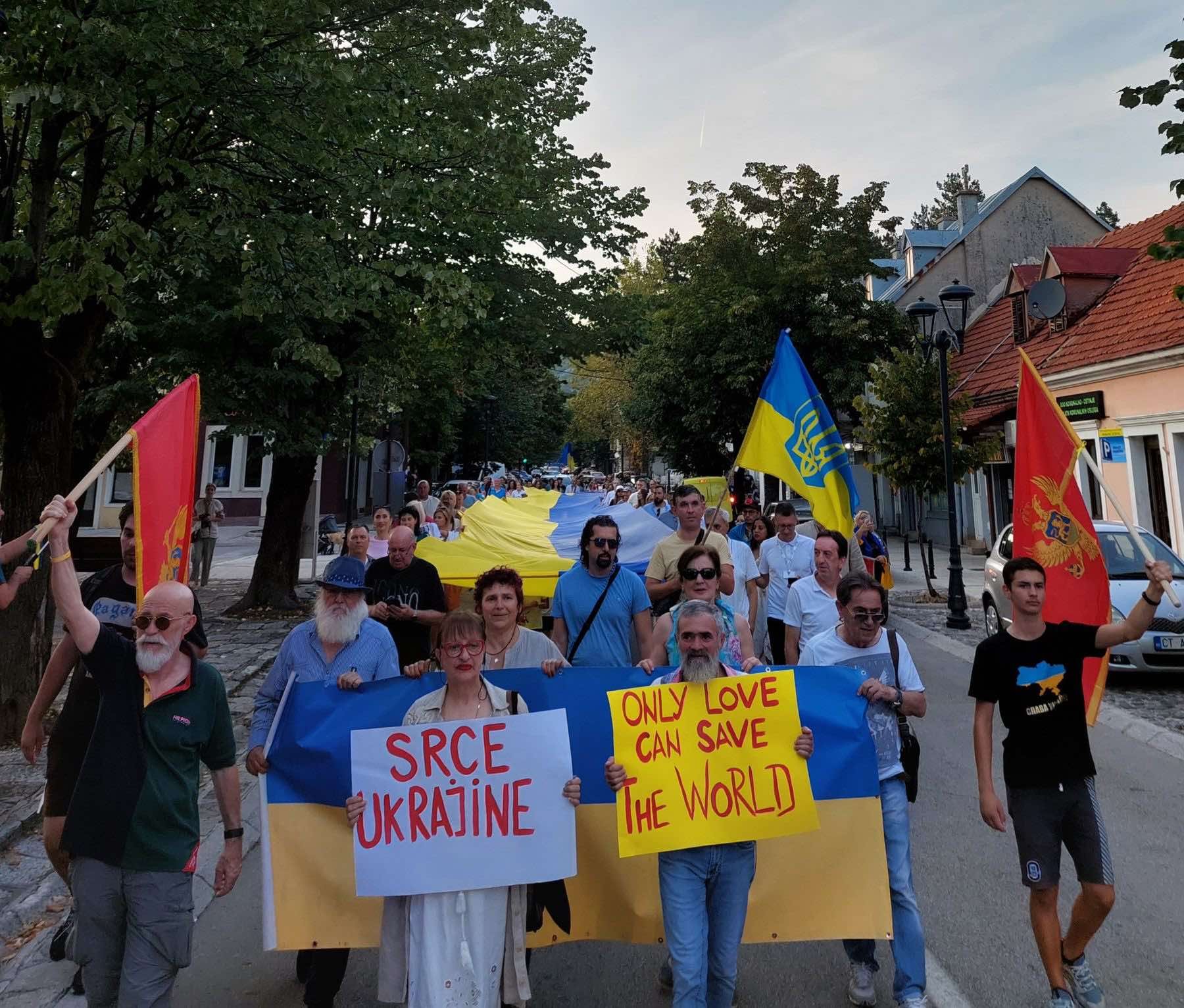 Cetinje: Srce Ukrajine! - Od sljedećeg mjeseca i šetnje za Crnu Goru!