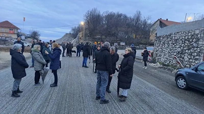 Nova blokada na Kruševom ždrijelu: Građani istrajni u traženju odgovornosti čelnika bezbjedonosnog sektora