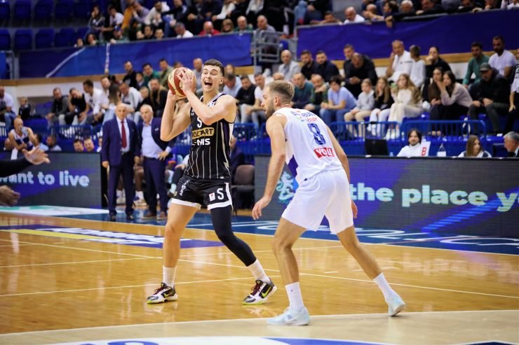 Partizan pobijedio u Baru