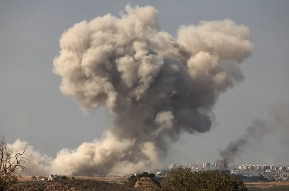 Najmanje 10 osoba poginulo u izraelskom bombardovanju Pojasa Gaze