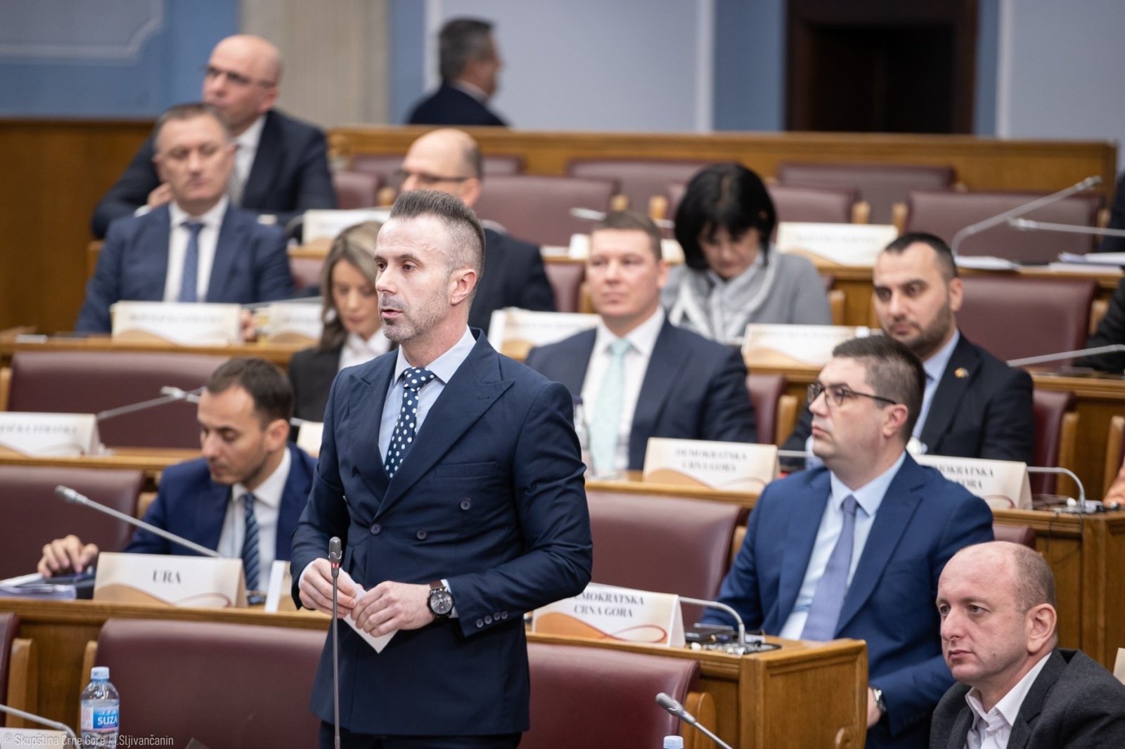 Bogdanović: Žao mi je što sjednica povodom navodnih prijetnji Đukanoviću nije bila otvorena za javnost