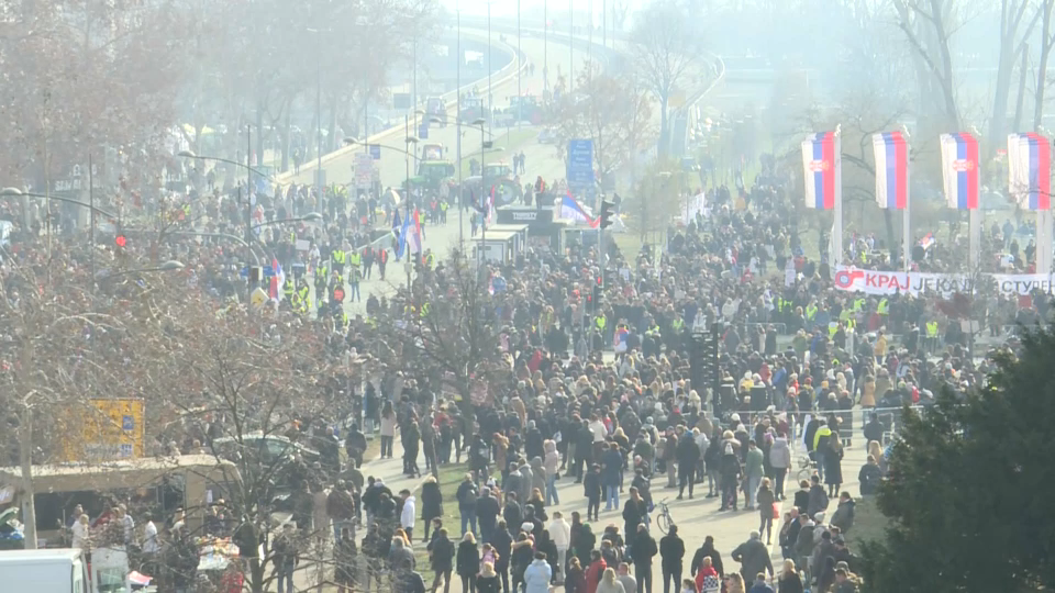 Novi Sad: Završena blokada Mosta slobode, studenti očistili za sobom