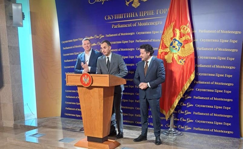 GP URA: Premijer je politička kukavica, imamo informaciju da je sinoć bio u Podgorici