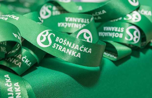 Političke odluke stigle na naplatu? Članovi masovno napuštaju lokalne odbore Bošnjačke stranke