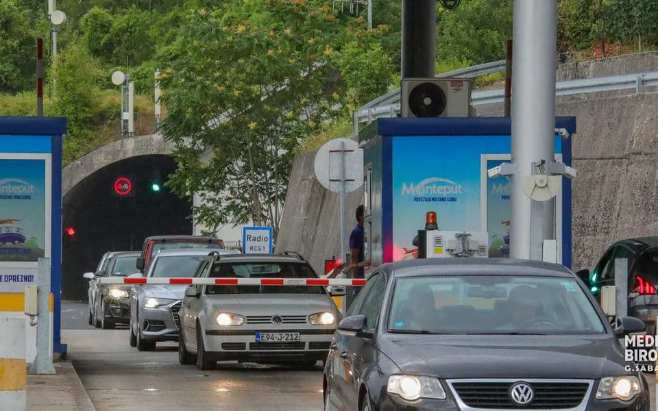 Tunel Sozina od početka godine opslužio 2,42 miliona vozila