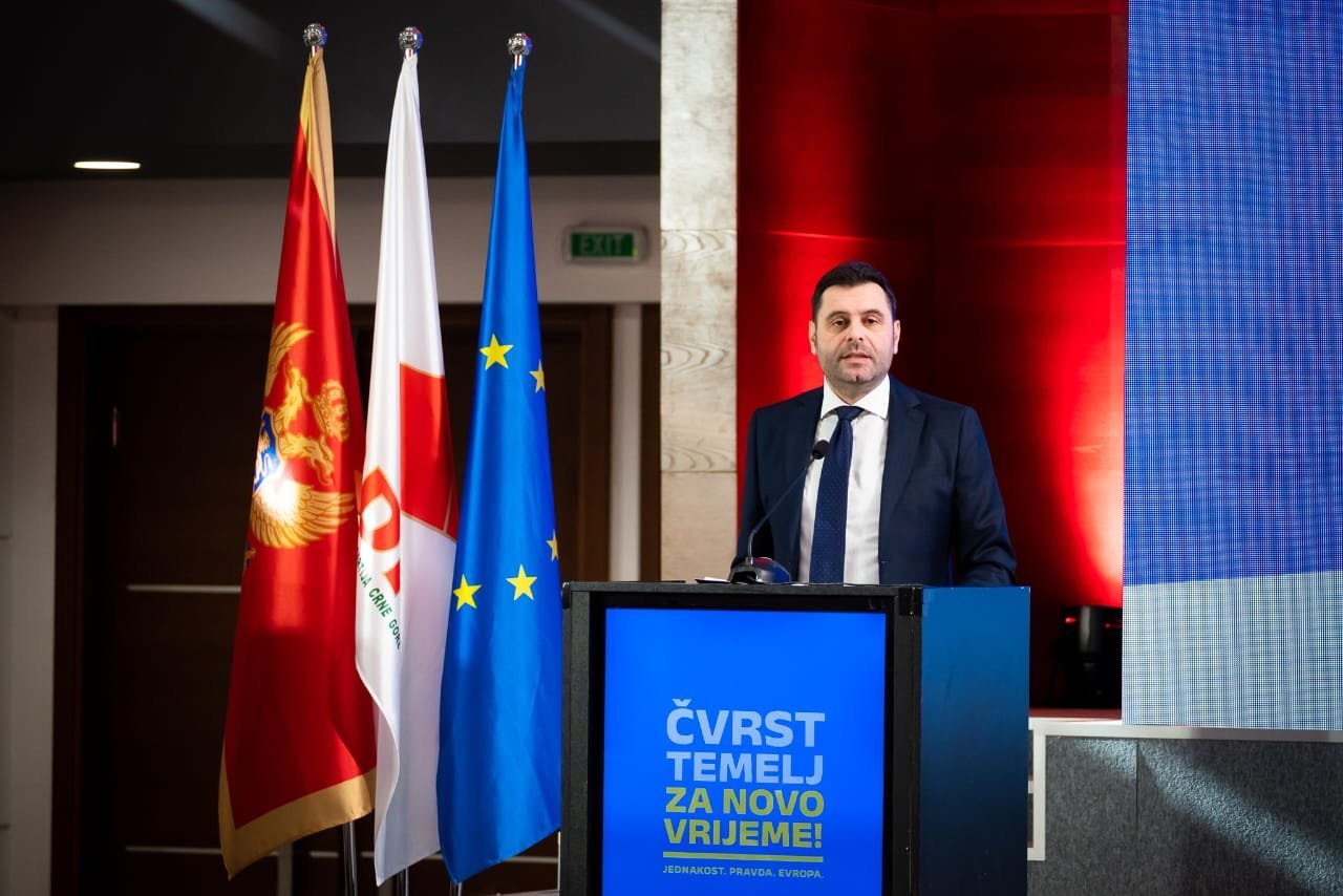 Vujović: Milovićeve riječi da je "bezbjednosni sektor trop" najbolje opisuju 100 dana Vlade