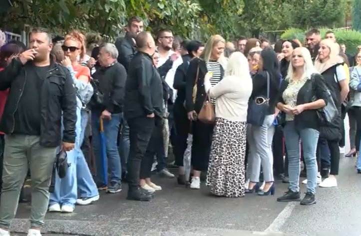 Protest Srba u sjevernom dijelu  Mitrovice zbog hapšenja, četvorici mladića određen kućni pritvor