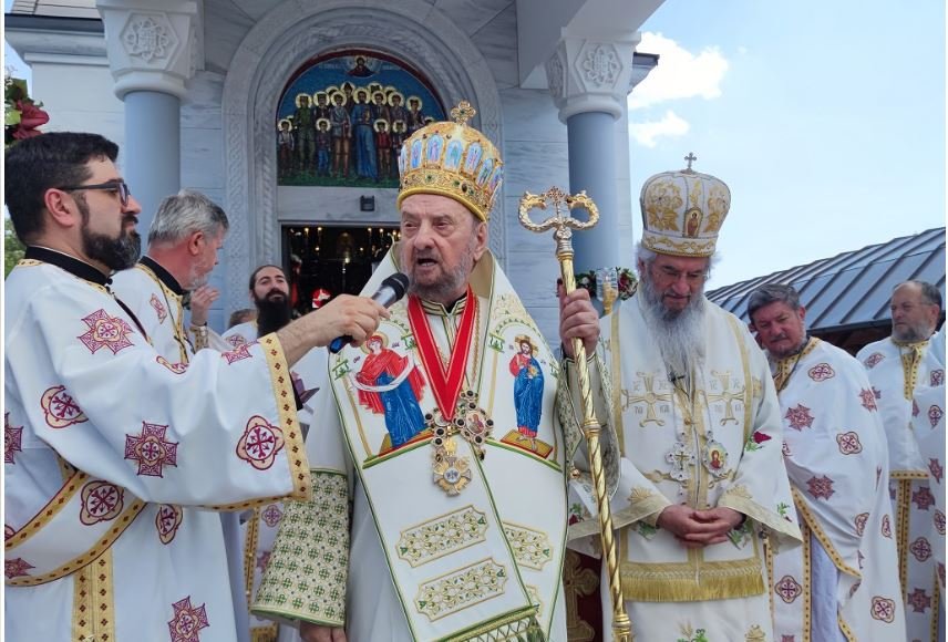 SPC odlikovala Vasilija Kačavendu ordenom ustanovljenim u znak sjećanja na đake strijeljane u Šumaricama